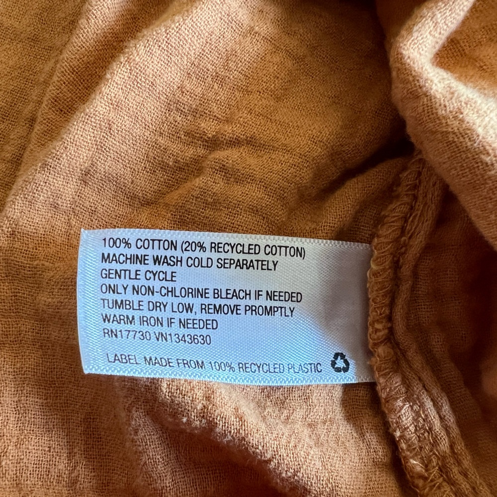 NWOT Universal Thread Top - Picture 4 of 4